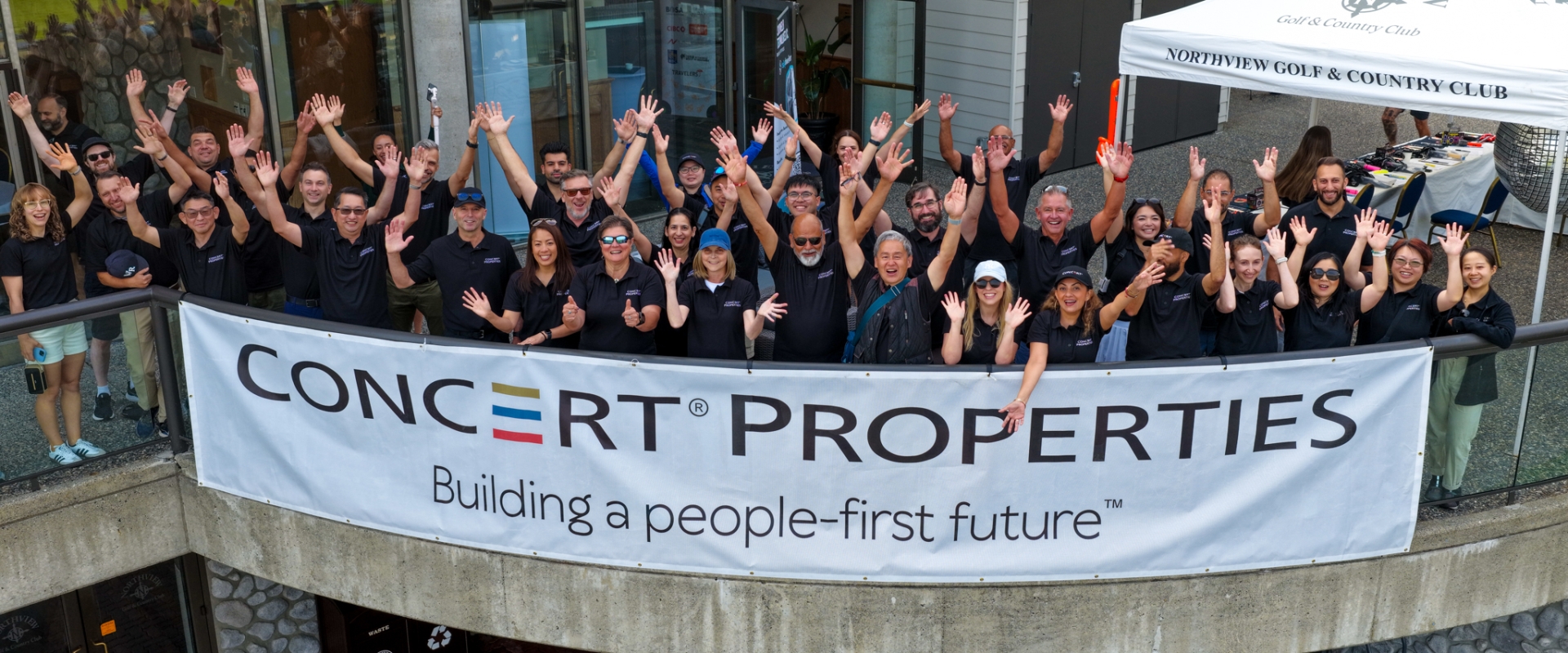 Group picture of 2025 Vancouver golf tournament