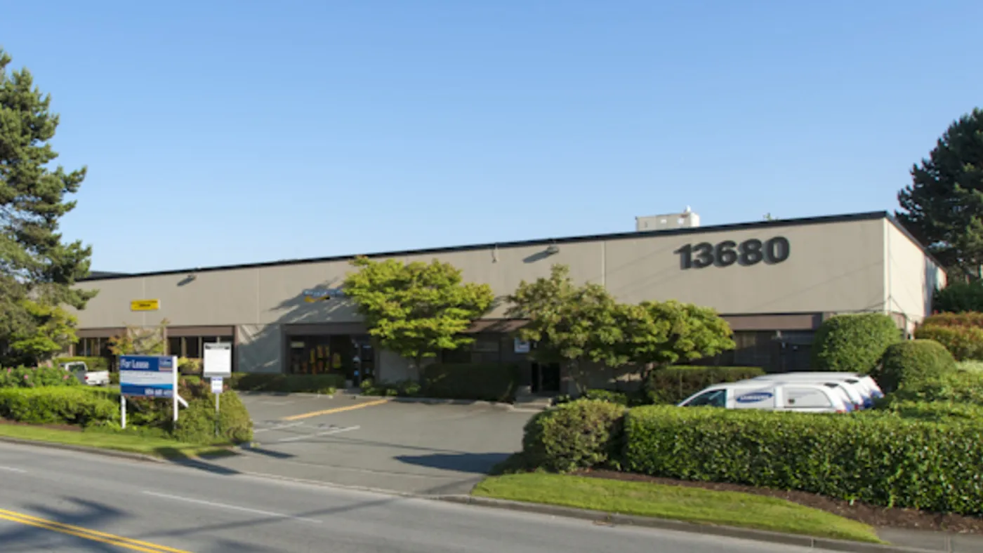 3260 Viking Way & 13680 Bridgeport Road